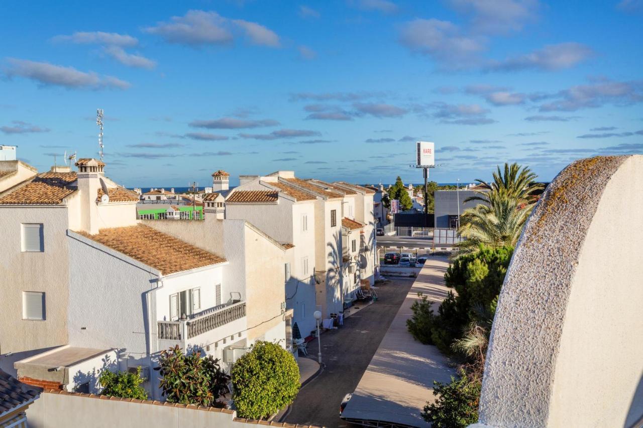 오리후엘라 Pool-Side Townhouse In Cabo Roig 빌라 외부 사진