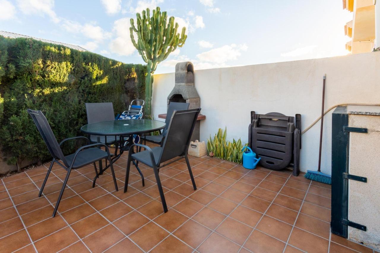 오리후엘라 Pool-Side Townhouse In Cabo Roig 빌라 외부 사진